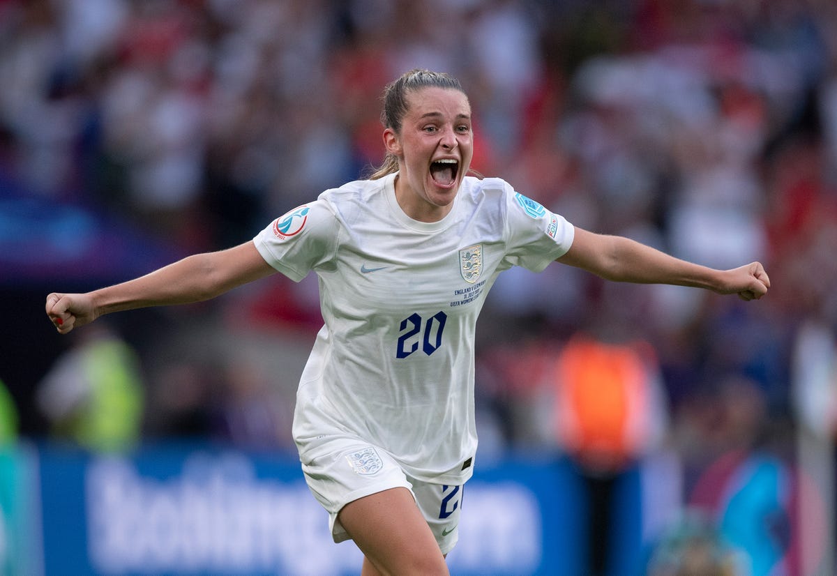 Did you know England goal-scorer Ella Toone and Keely Hodgkinson are ...