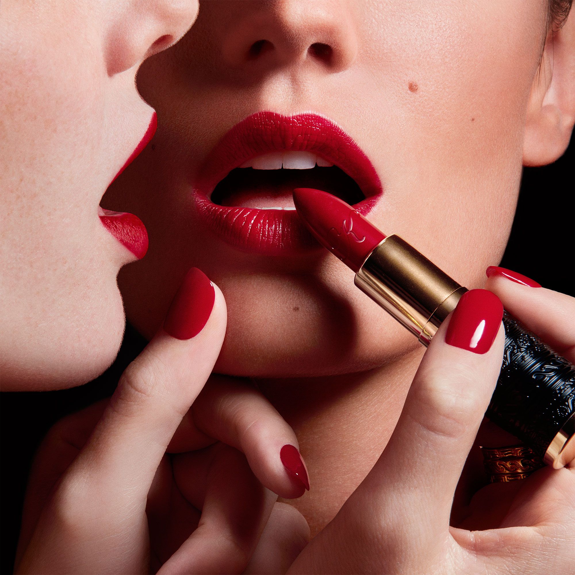 Las barras de labios perfumadas de Kilian Paris son irresistibles