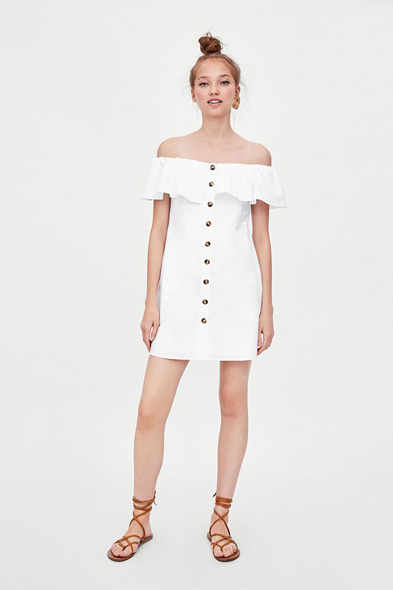 Vestido blanco best sale volantes zara