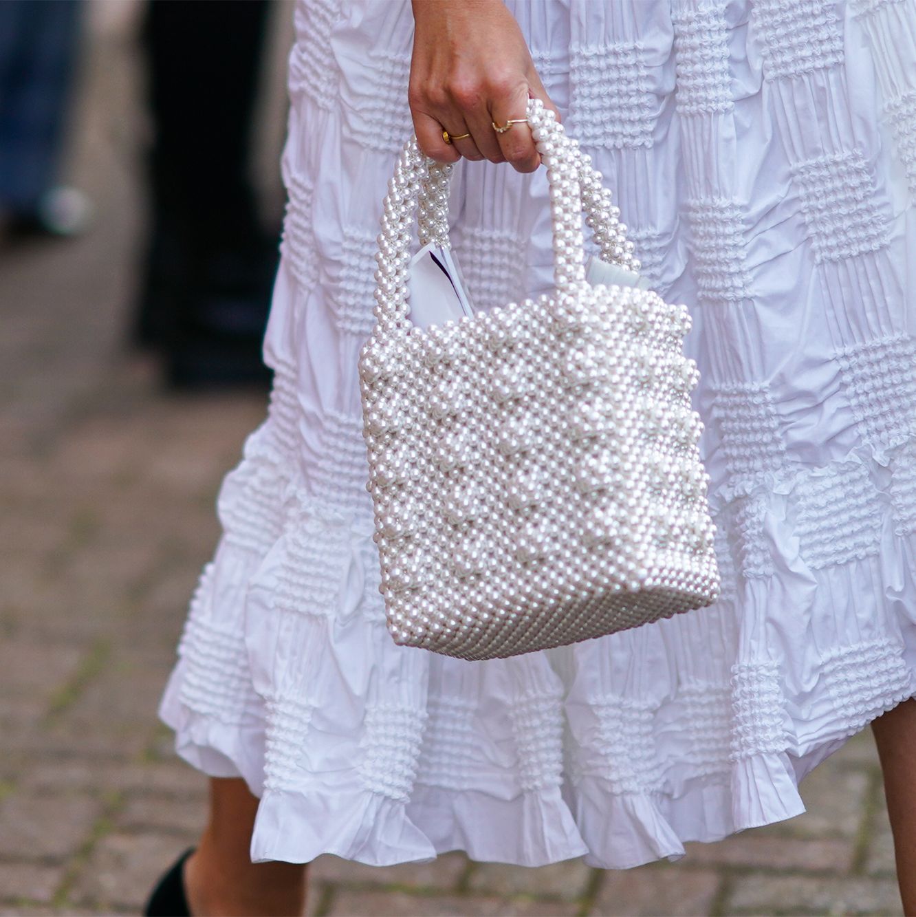 Antídoto Dedicar Red de comunicacion El bolso de perlas de H&M es el accesorio que aman las estilistas