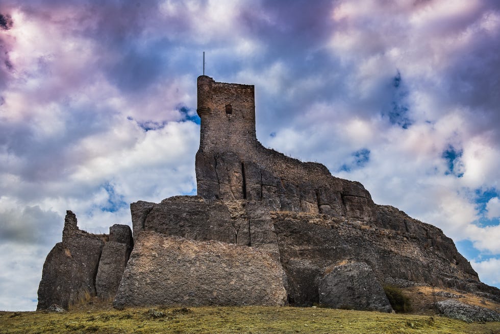 pueblos bonitos guadalajara castillo de atienza