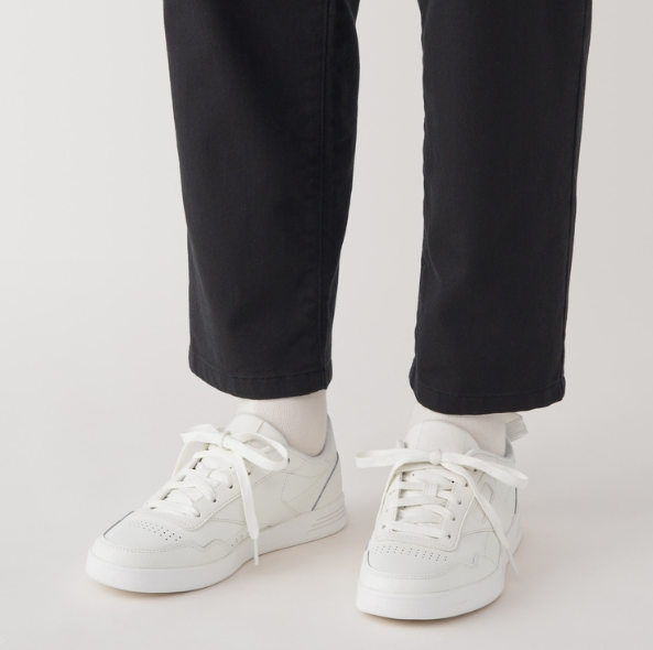 無印良品MUJI x Reebok聯名球鞋開賣!全素Club C 85休閒運動 無印良品MUJI x Reebok聯名球鞋開賣!全素Club C 85休閒運動