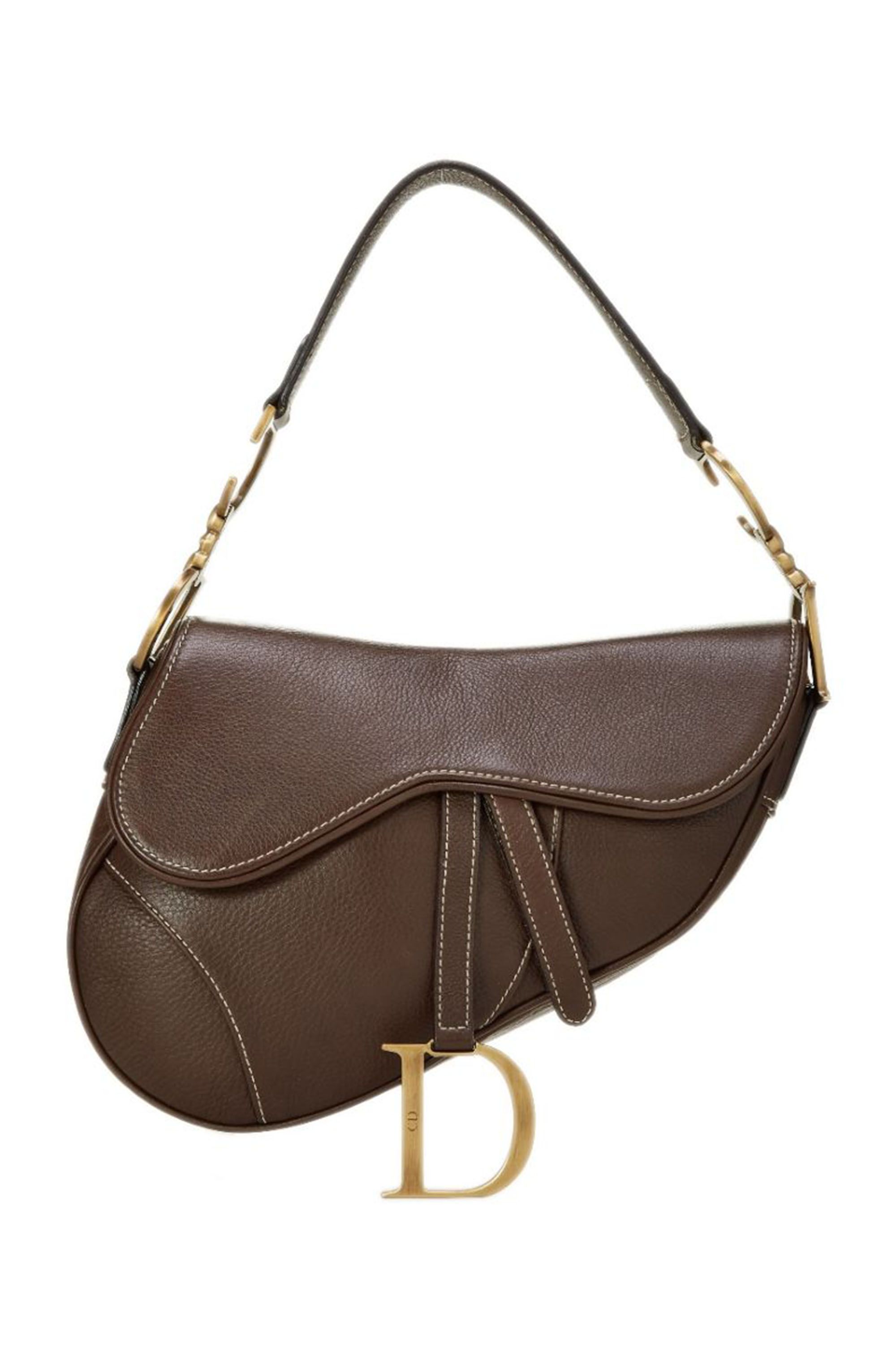 The Dior Saddle Bag Is Back  Fashion, Dior saddle bag, Fashion beauty