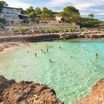 elle escapes mallorca travel guide