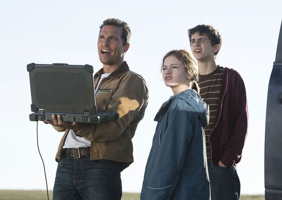 Matthew McConaughey, Mackenzie Foy y Timothée Chalamet, en 'Insterstellar' (Christopher Nolan, 2014) elle