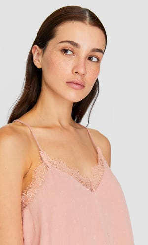 top lencero plumeti encaje espalda descubierta stradivarius