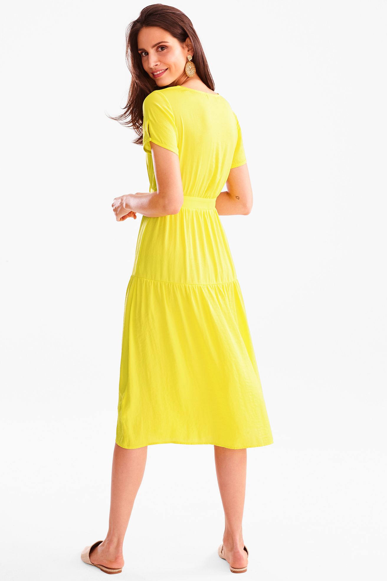 El vestido amarillo midi abotonado que 15 C&A
