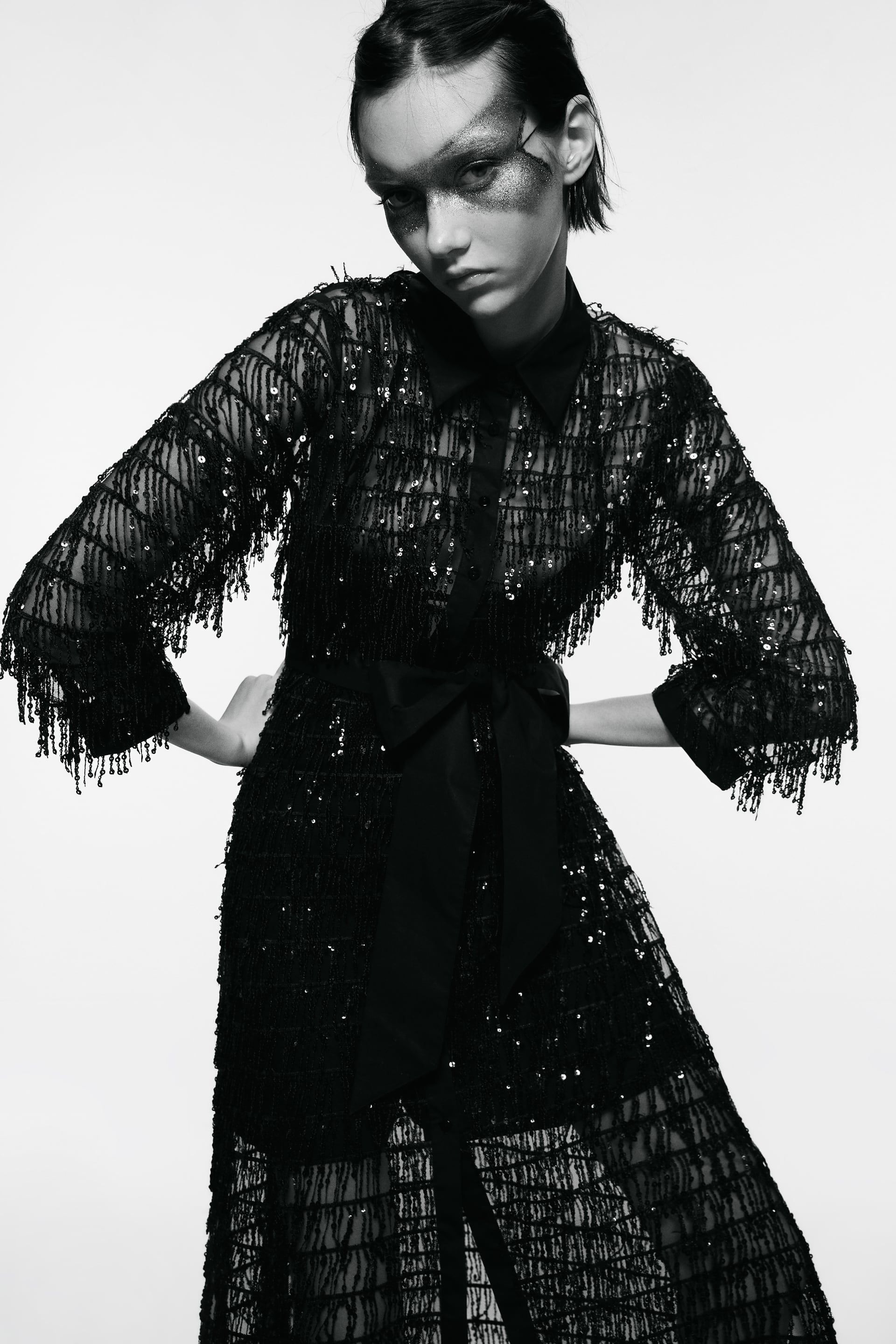 vestido largo lentejuelas de Zara para su nueva era online