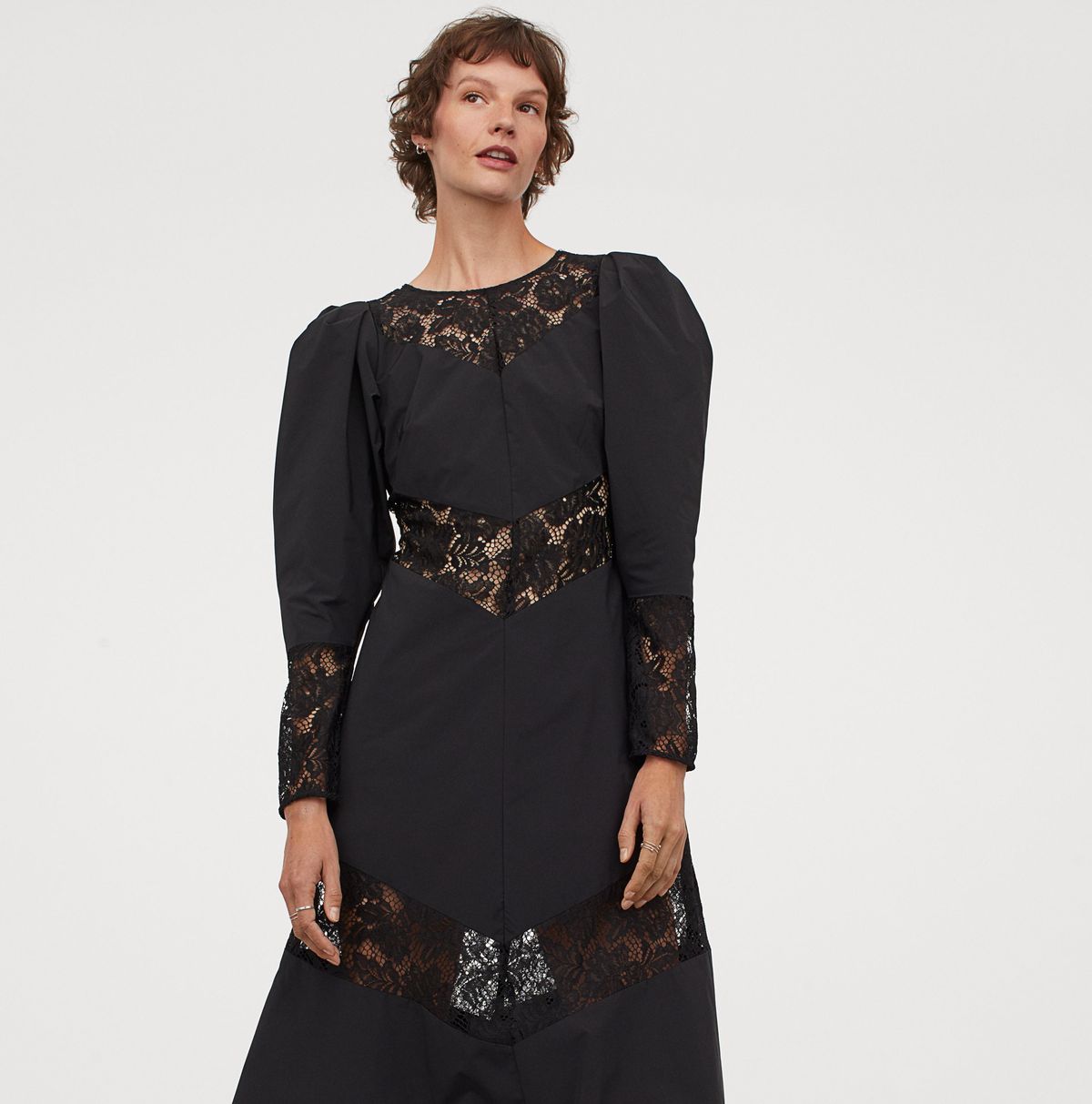 Más lejano hielo Suministro El vestido largo negro de H&M tan increíble como asequible