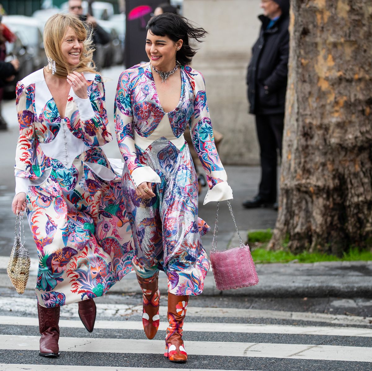 Los vestidos con estampado floral más bonitos de esta primavera están en  Zara, Sfera y Mango