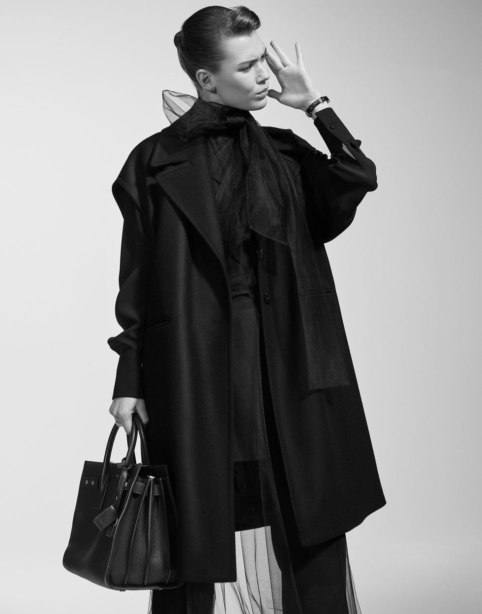 Clothing, Outerwear, Black, Trench coat, Coat, Overcoat, Standing, Fashion, Sleeve, Model, 