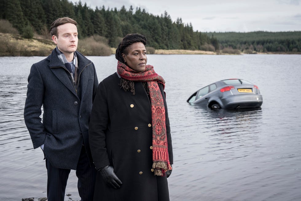 (l r) ds chet harper (andrew gower) and dci ellis (sharon d clarke)