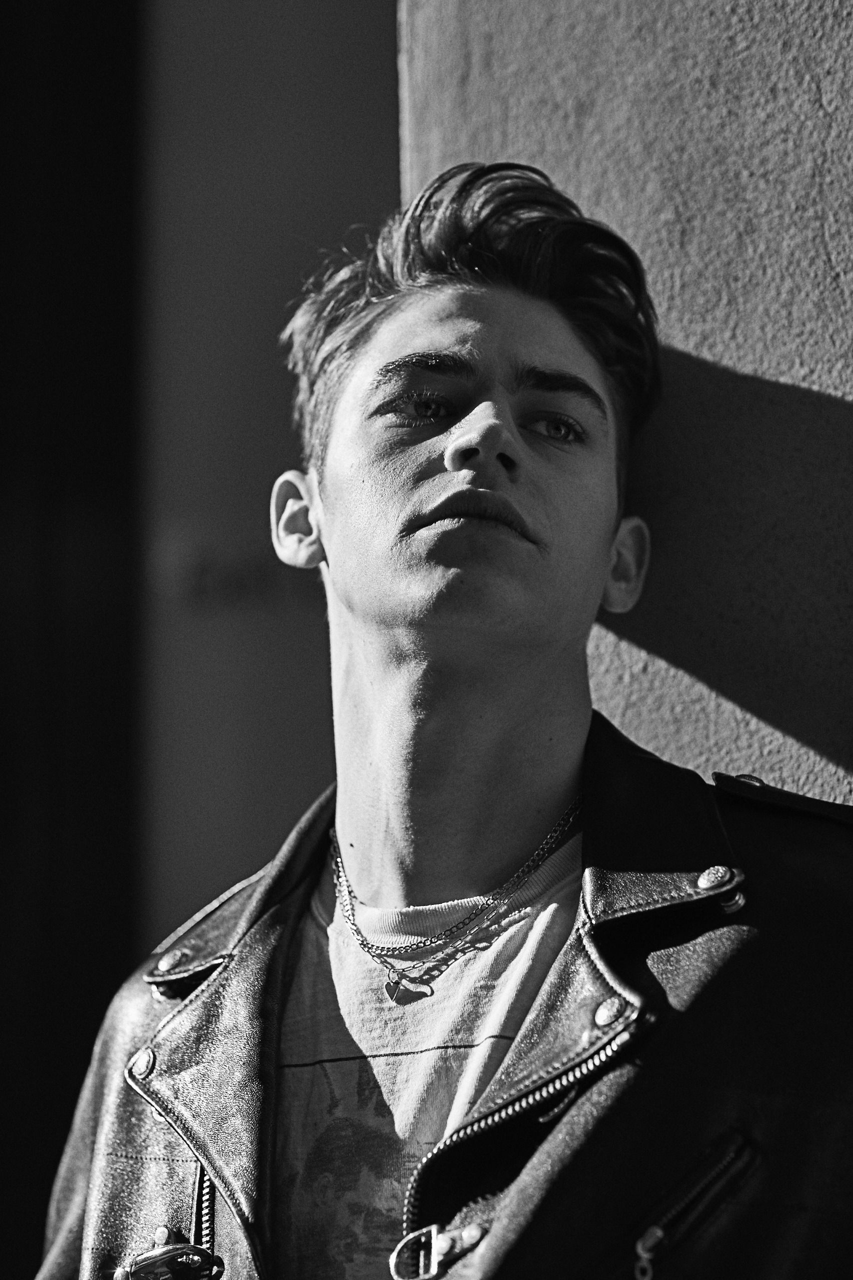 Hero fiennes tiffin cheap dolce and gabbana