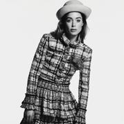 Clothing, Fashion model, Plaid, Fashion, Pattern, Outerwear, Photo shoot, Model, Black-and-white, Sleeve, Clothing, Fashion model, Plaid, Fashion, Pattern, Outerwear, Photo shoot, Model, Black-and-white, Sleeve,