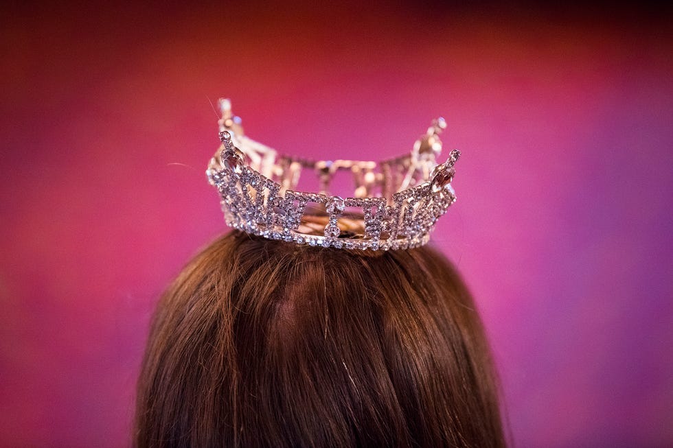 Headpiece, Crown, Hair accessory, Fashion accessory, Purple, Tiara, Pink, Jewellery, Violet, Headgear, 