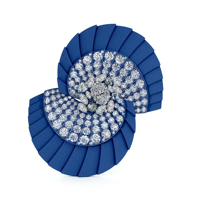 de beers brooch