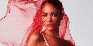 elodie nuovo disco red light acconciature capelli video news
