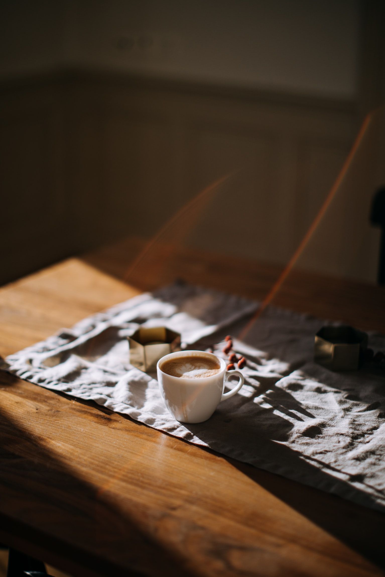 elogio del macinacaffè e del profumo inebriante del mattino