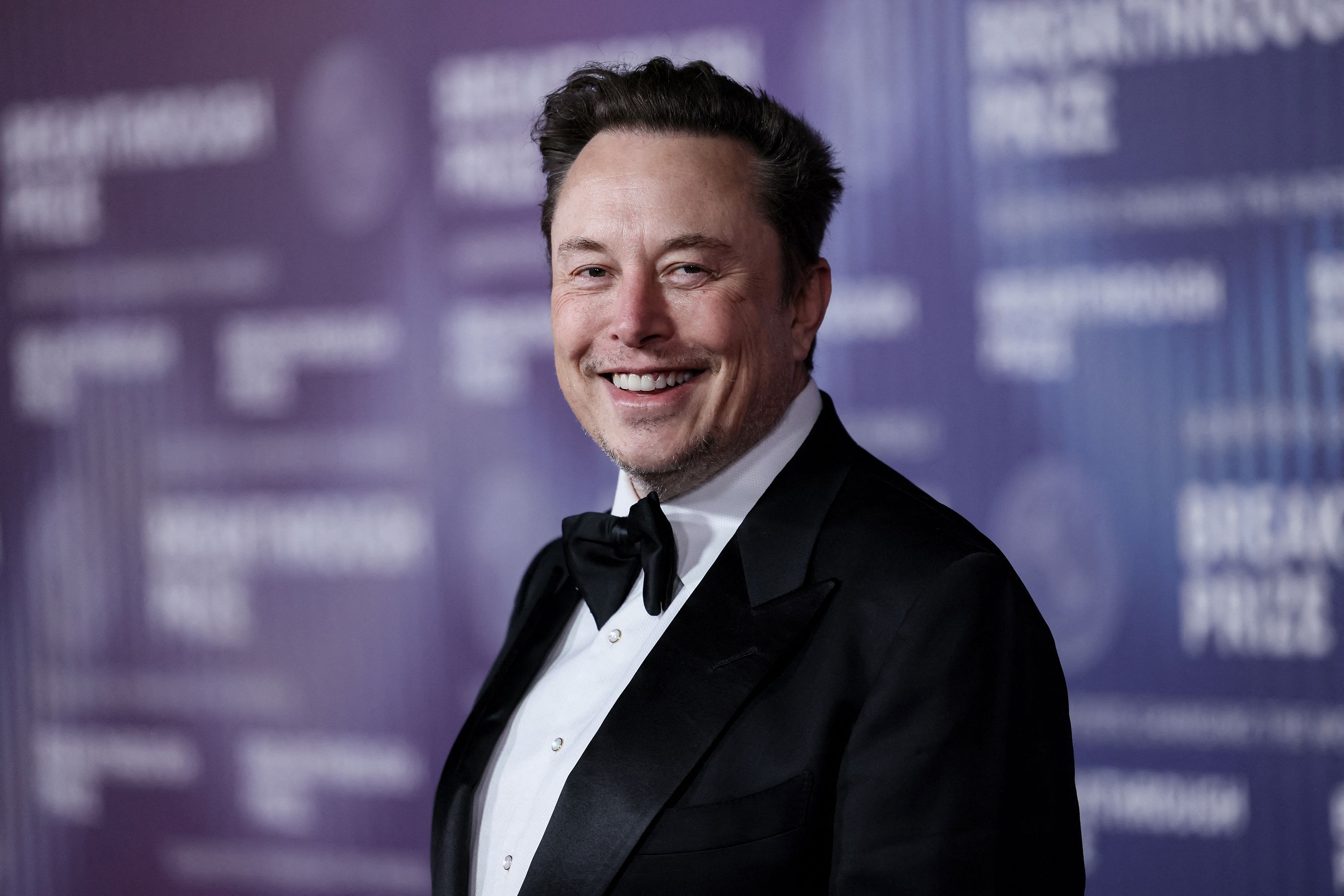 Elon Musk by Walter Isaacson