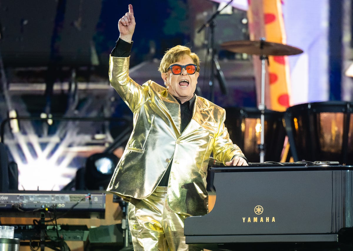 elton john glastonbury