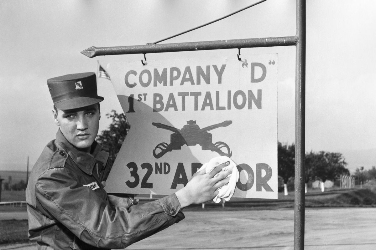 12 Famous Veterans Who Served in the United States Military