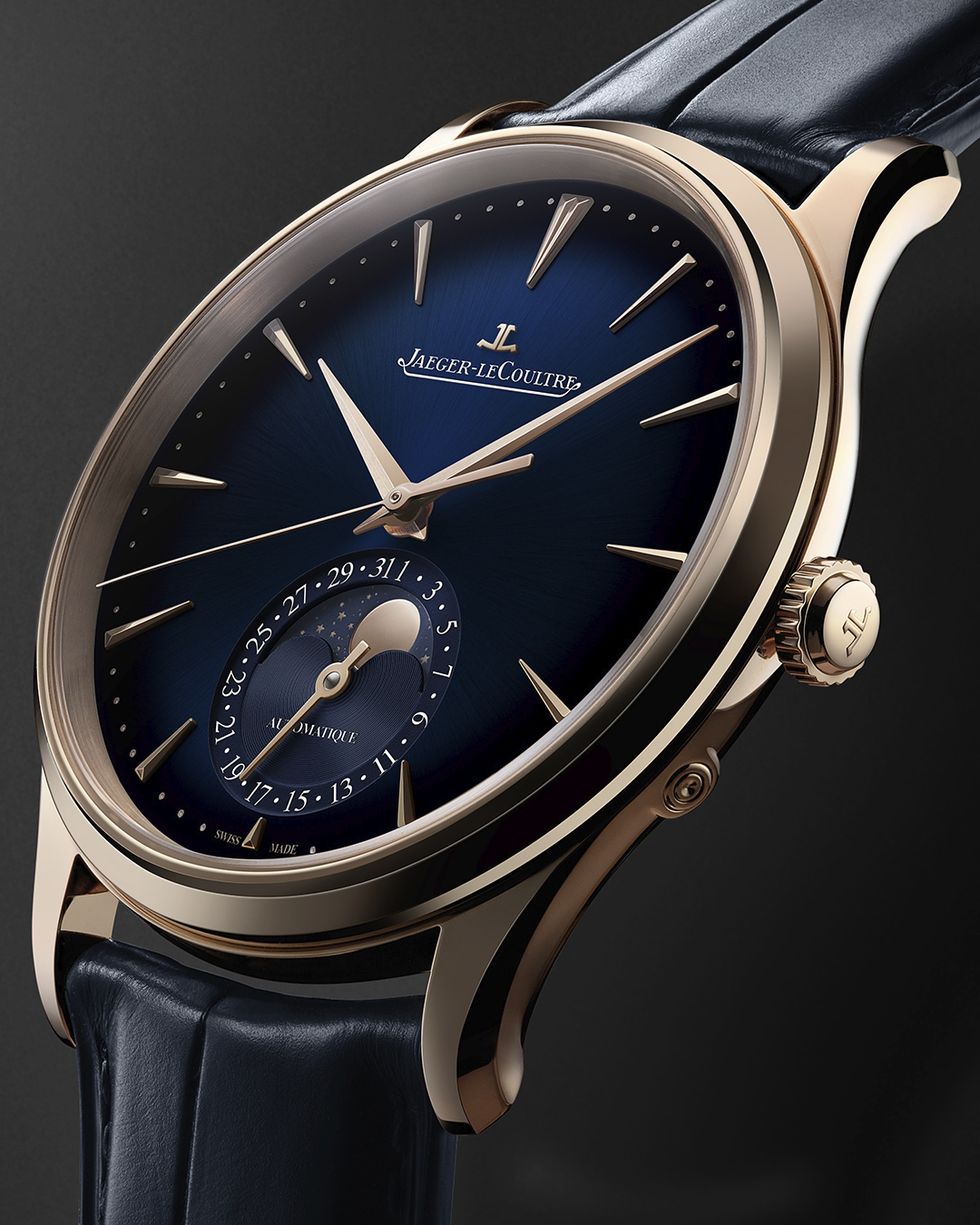 https://hips.hearstapps.com/hmg-prod/images/embargo-11am-gva-tuesday-3rd-october-jaeger-lecoultre-the-master-ultra-thin-moon-in-pink-gold-blue-14-651d753805a69.jpg?resize=980:*