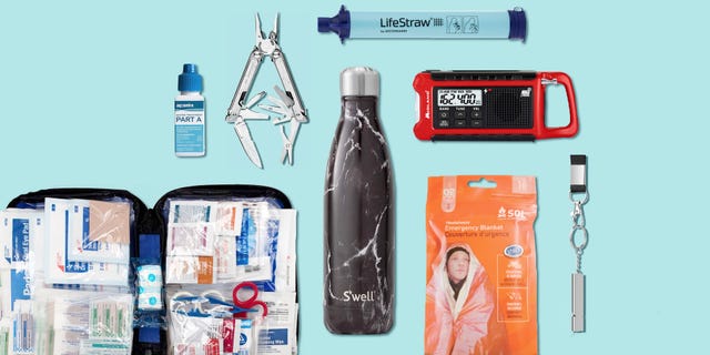 Best Emergency Preparedness Kit Items 2022 - Emergency Kit List