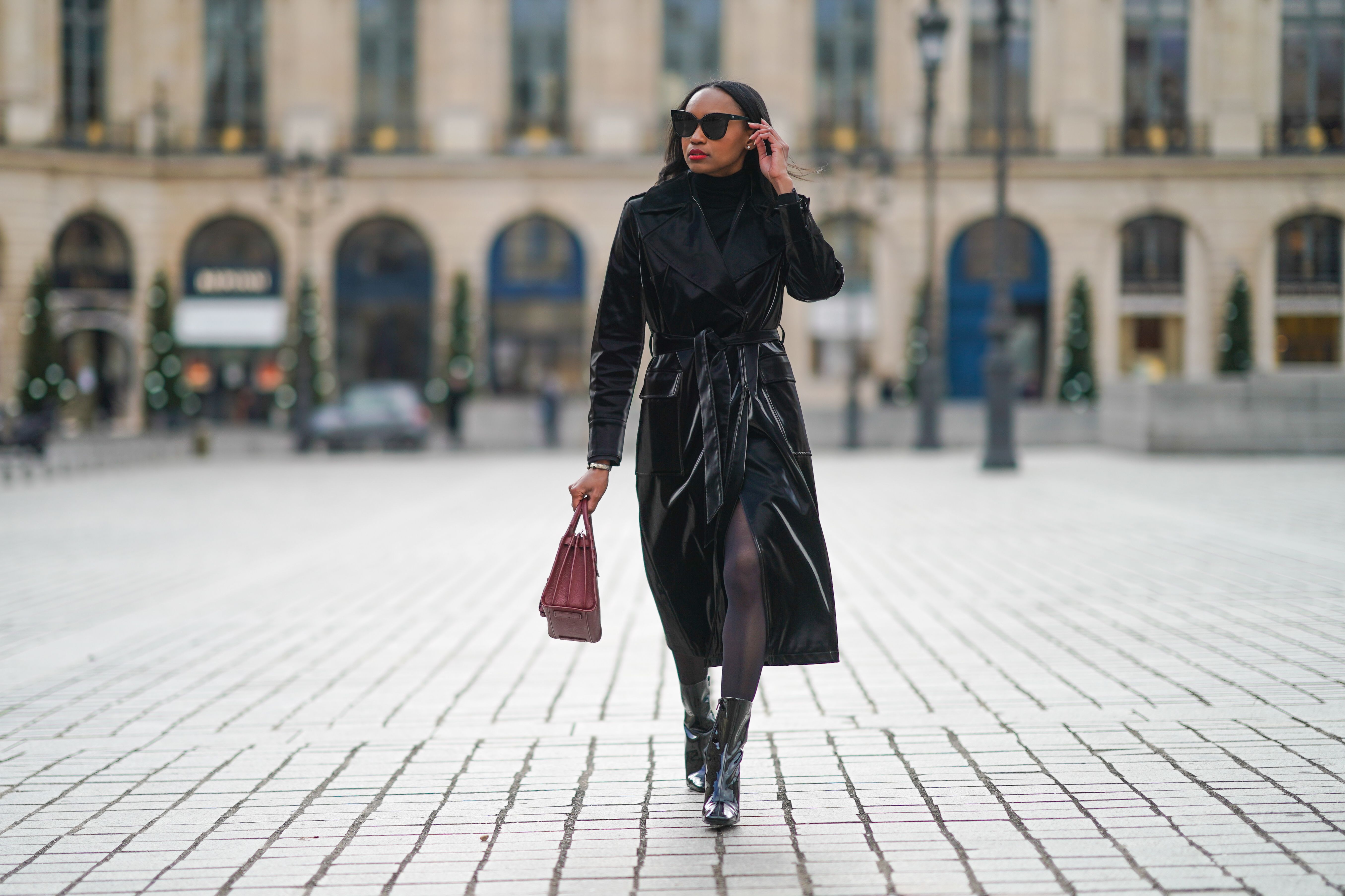 Black coat shop street style