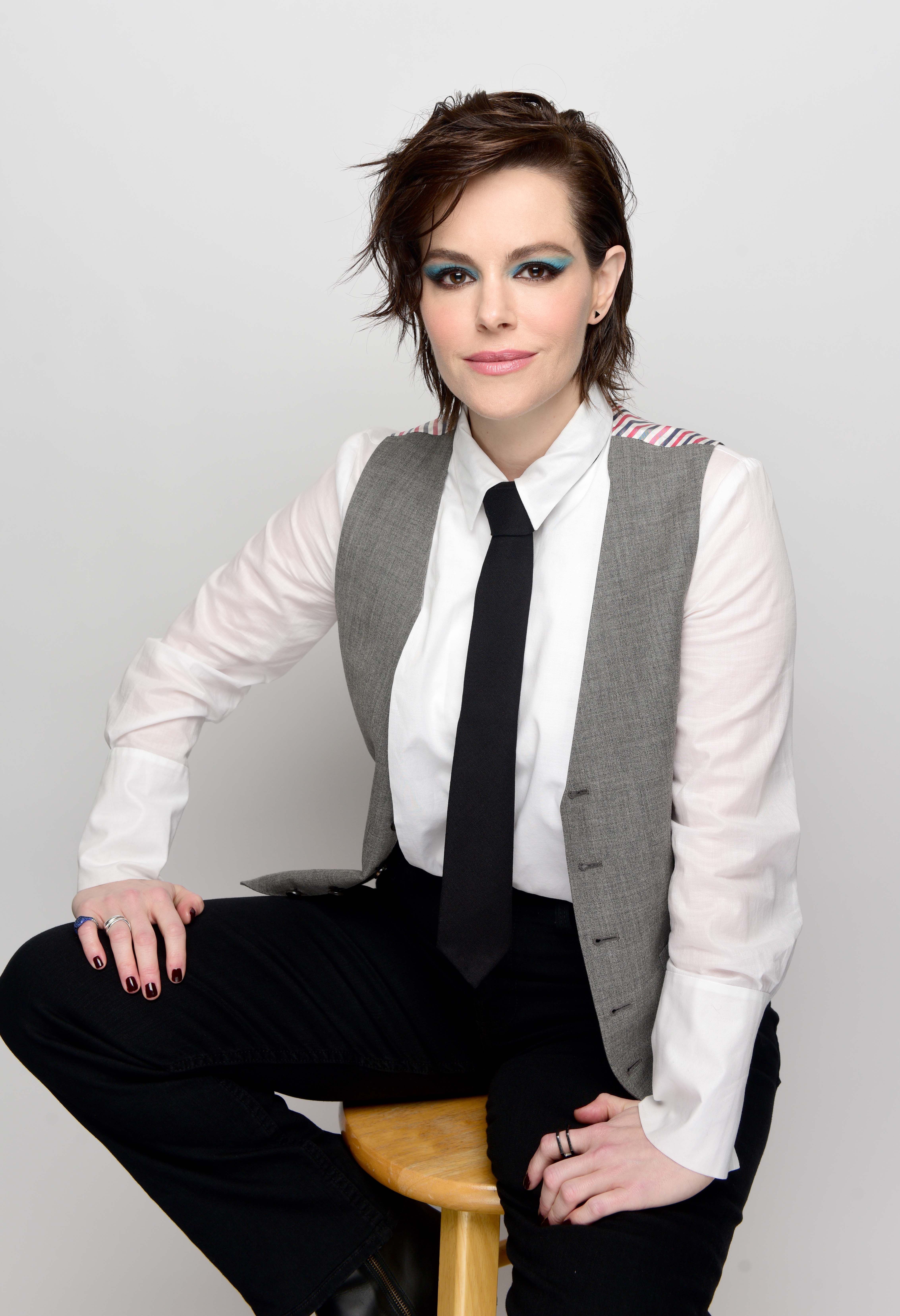 Emily hampshire black mirror