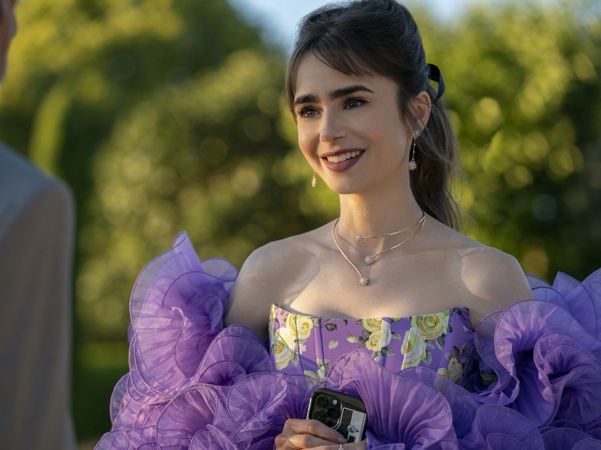 Emily in Paris' Lily Collins on Season 2 Cliffhanger, Possible