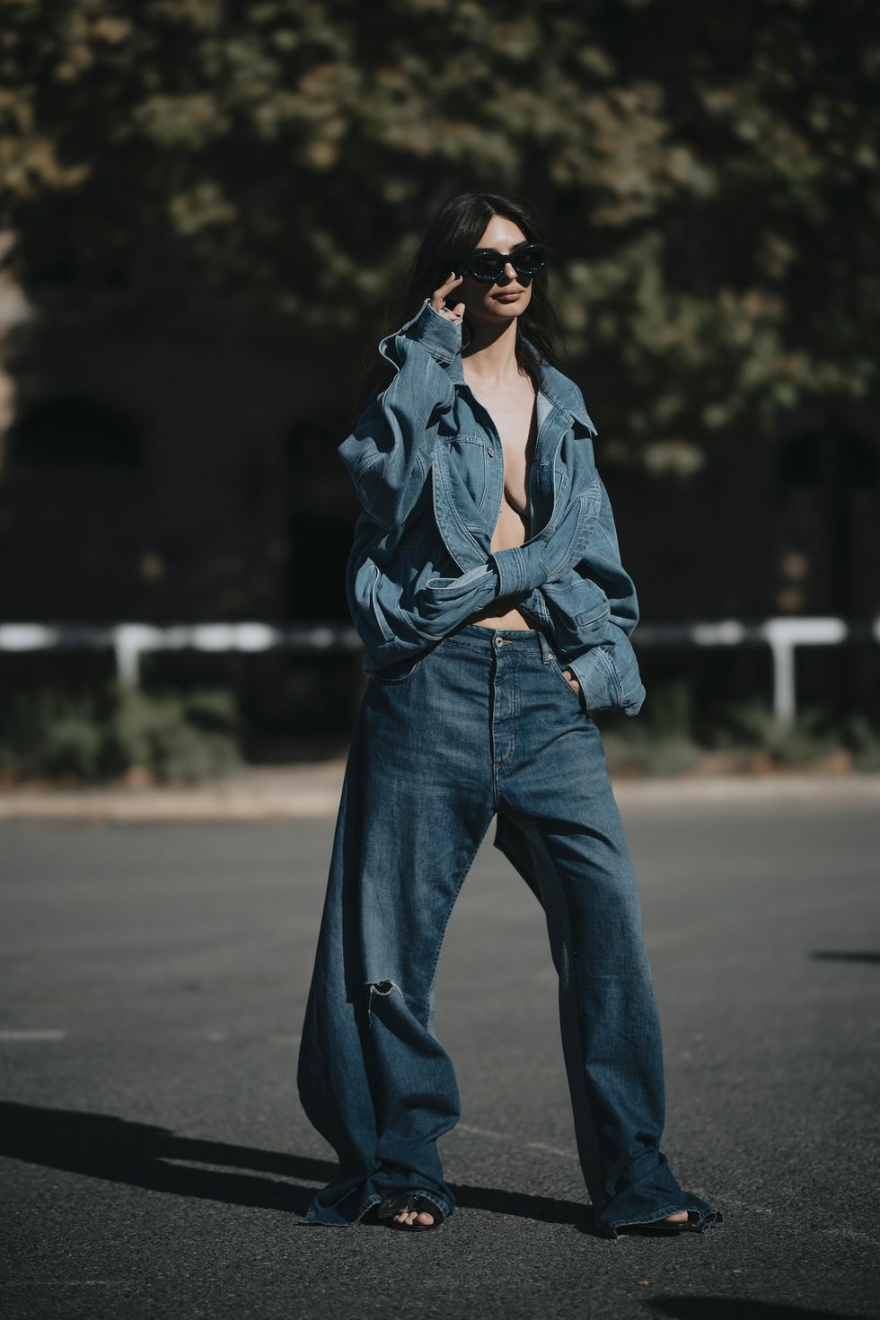 emily ratajkowski moda 2023 fashion week sfilate look