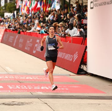 emily sisson chicago marathon 2023