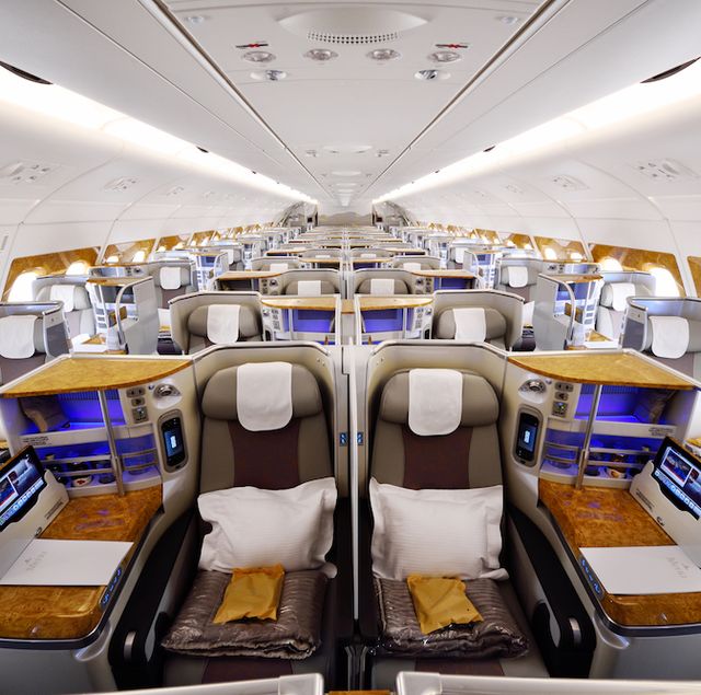 Airplane, Aerospace engineering, Business jet, Aircraft, Vehicle, Airline, Room, Air travel, Aircraft cabin, Airliner, 