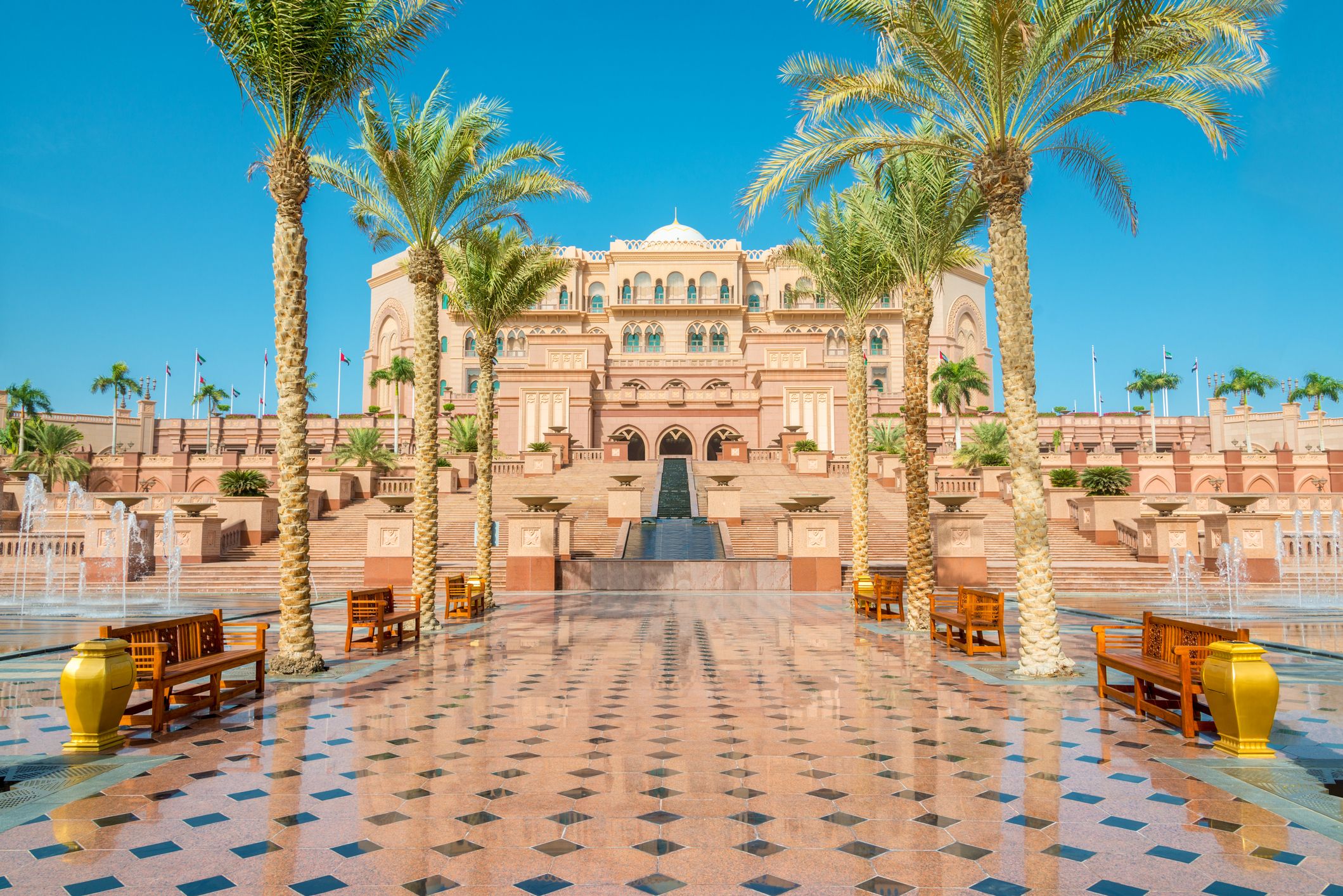 10 datos sobre Emirates Palace, el hotel más caro del mundo