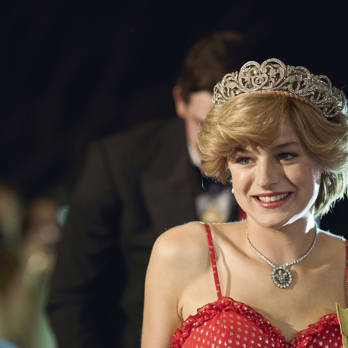 Who Will Play Princess Diana in 'The Crown' Season 4 - Meet Emma ...