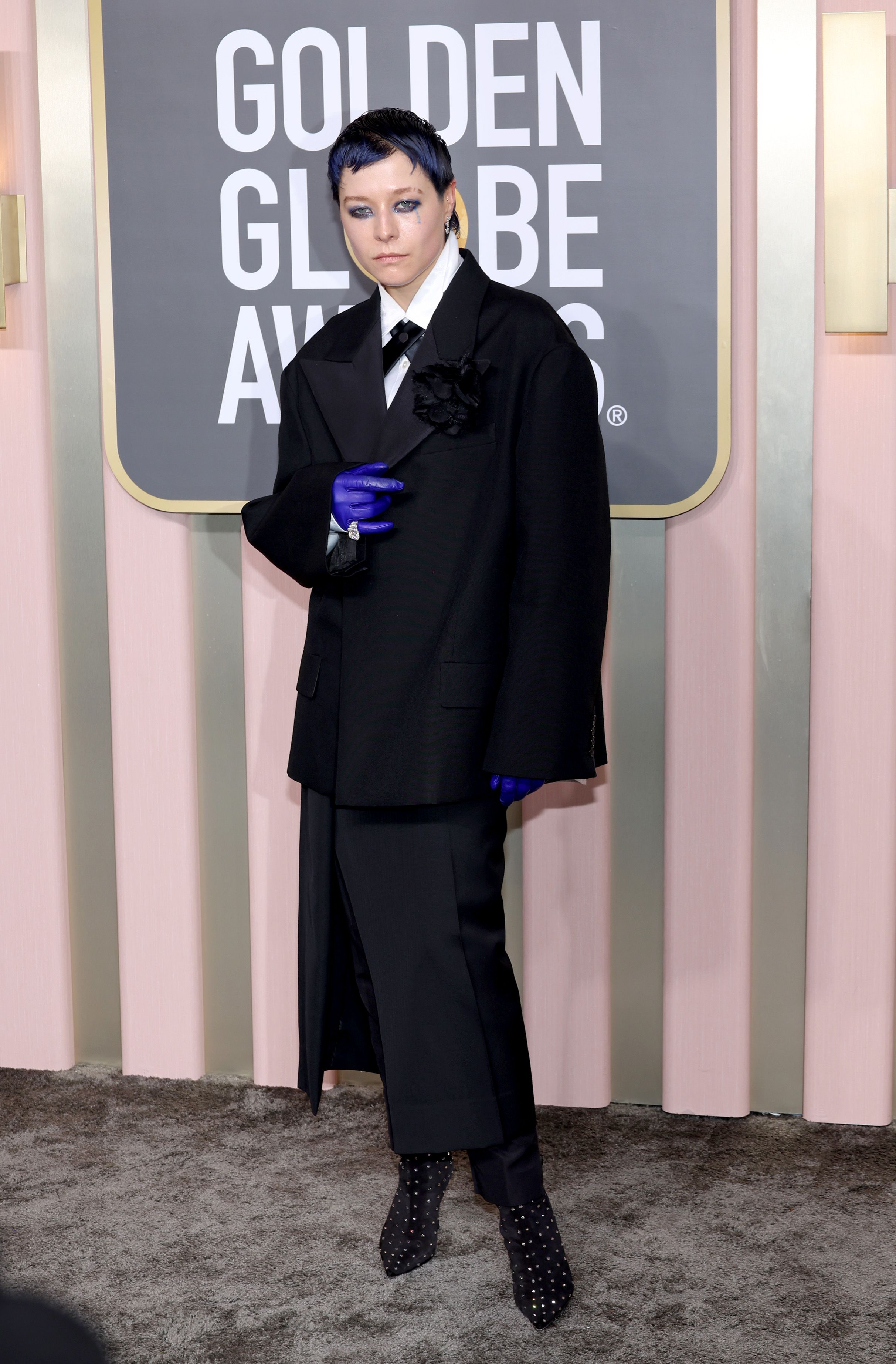 Emma D'Arcy Wears Oversized Tux on 2023 Golden Globe Red Carpet