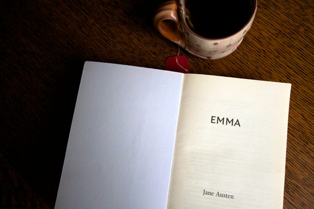 title page "emma, jane austen", cup of tea, dark background