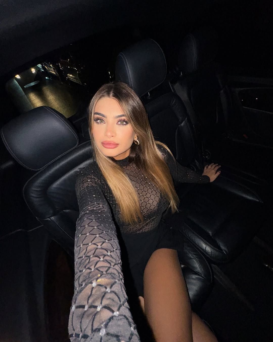 Emma Muscat, ex concorrente di Amici, ha svelato il sesso del bebè che aspetta