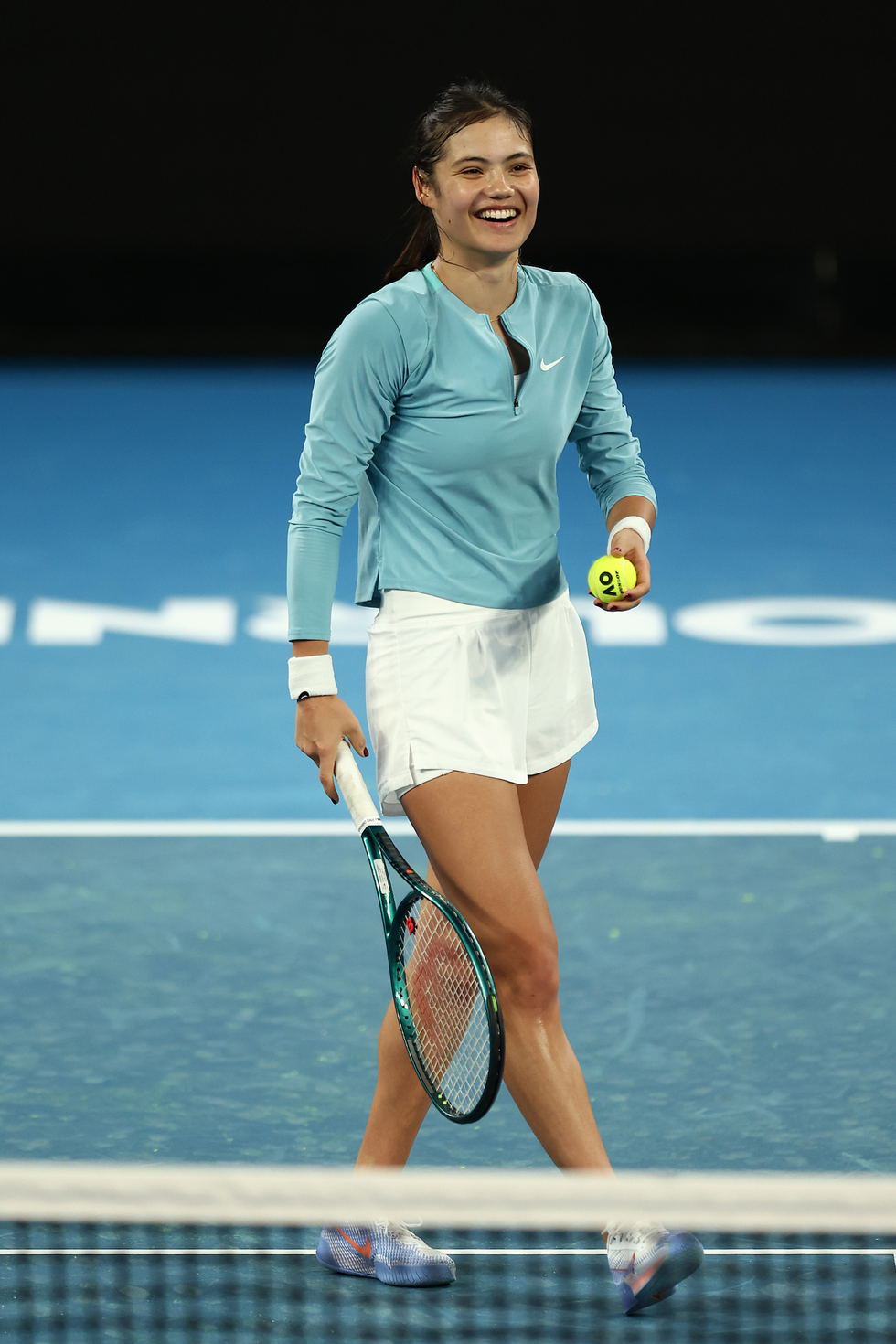 Shop Emma Raducanu's Australian Open tennis kit 2025