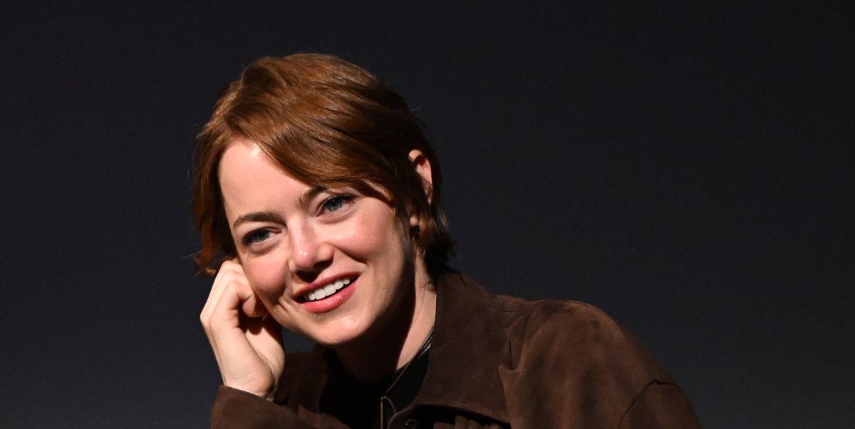 Emma Stone's Shoelace Choker Is So 2016-Coded