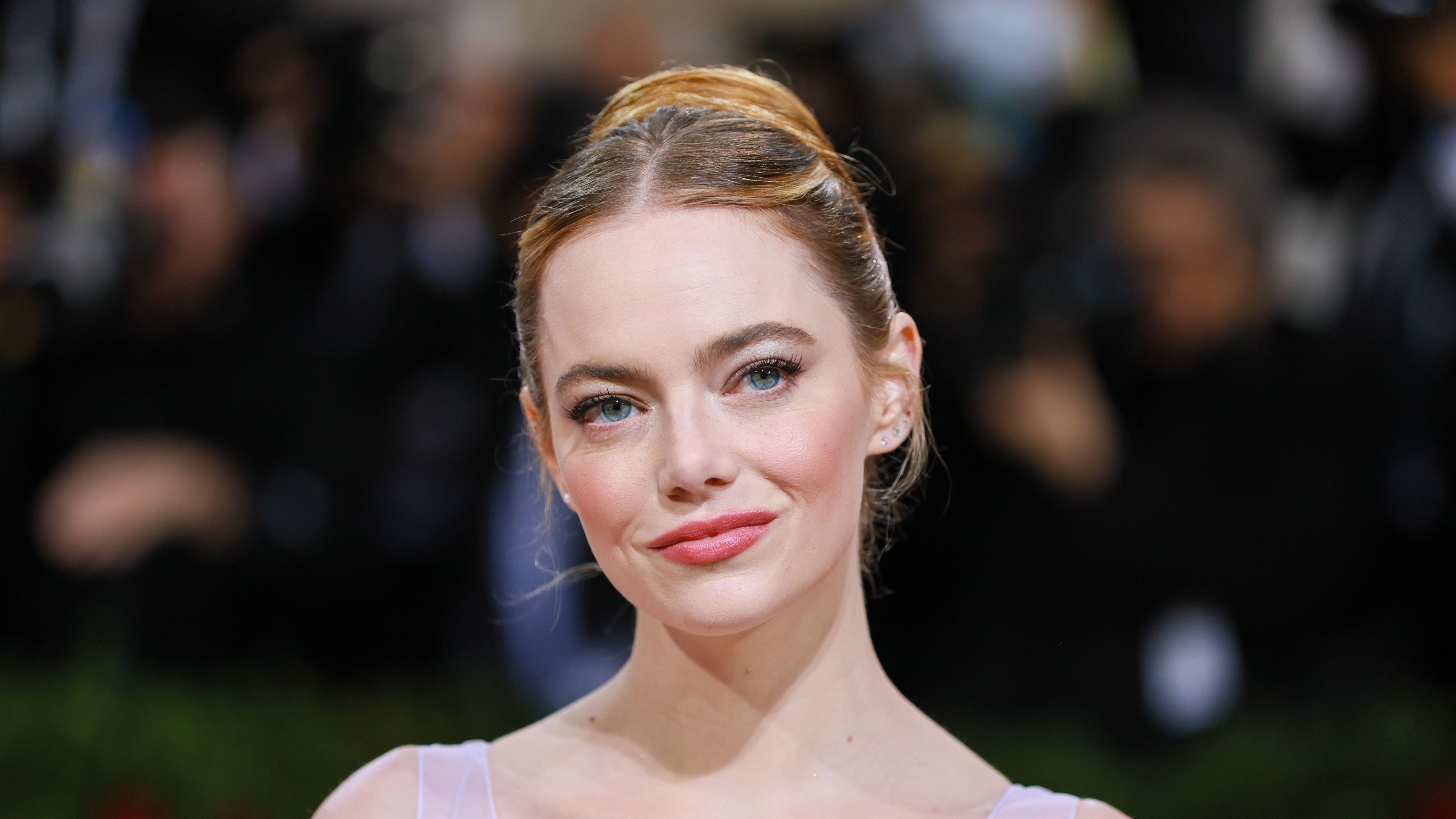 Emma Stone attends The 2022 Met Gala Celebrating 'In America: An Anthology  of Fashion' at The