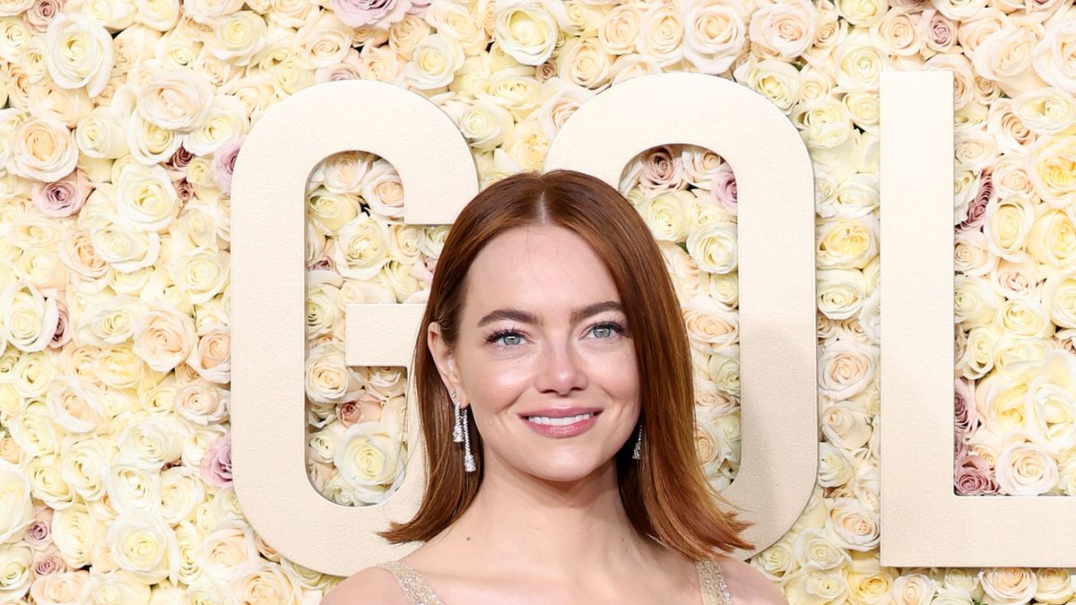Emma Stone Wears Nude Floral Dress at the 2024 Golden Globes