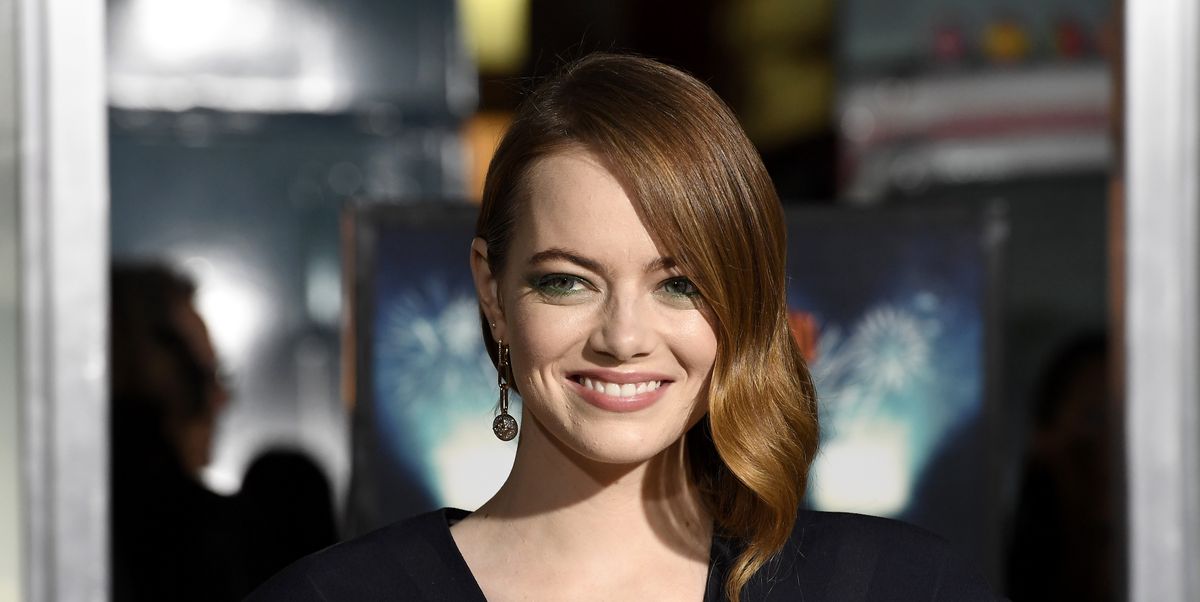 Emma Stone Wore a Belted Louis Vuitton Dress to the 'Zombieland: Double  Tap' Premiere