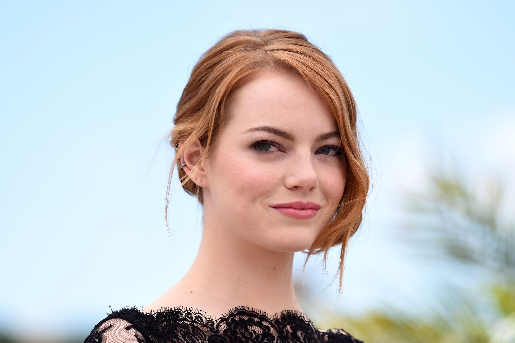 cannes, france   may 15  actress emma stone attends a photocall for irrational man during the 68th annual cannes film festival on may 15, 2015 in cannes, france  photo by ben a pruchniegetty images