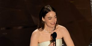 emma stone gana el premio oscar 2024 a mejor actriz