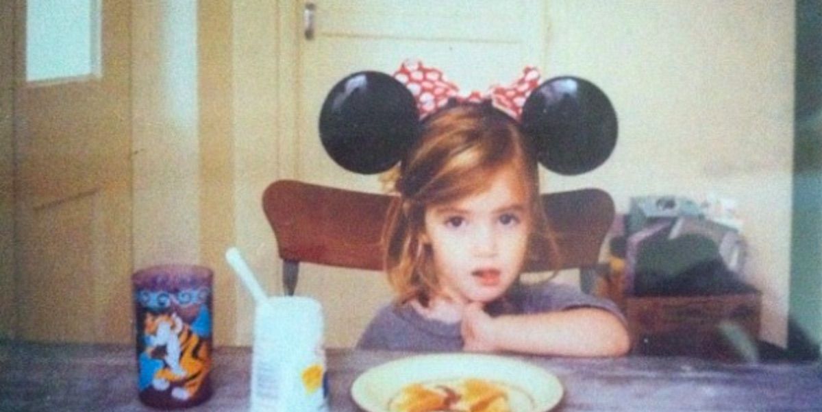 Emma Watson jokes about Emma Roberts' baby pic in 'Harry Potter' reunion