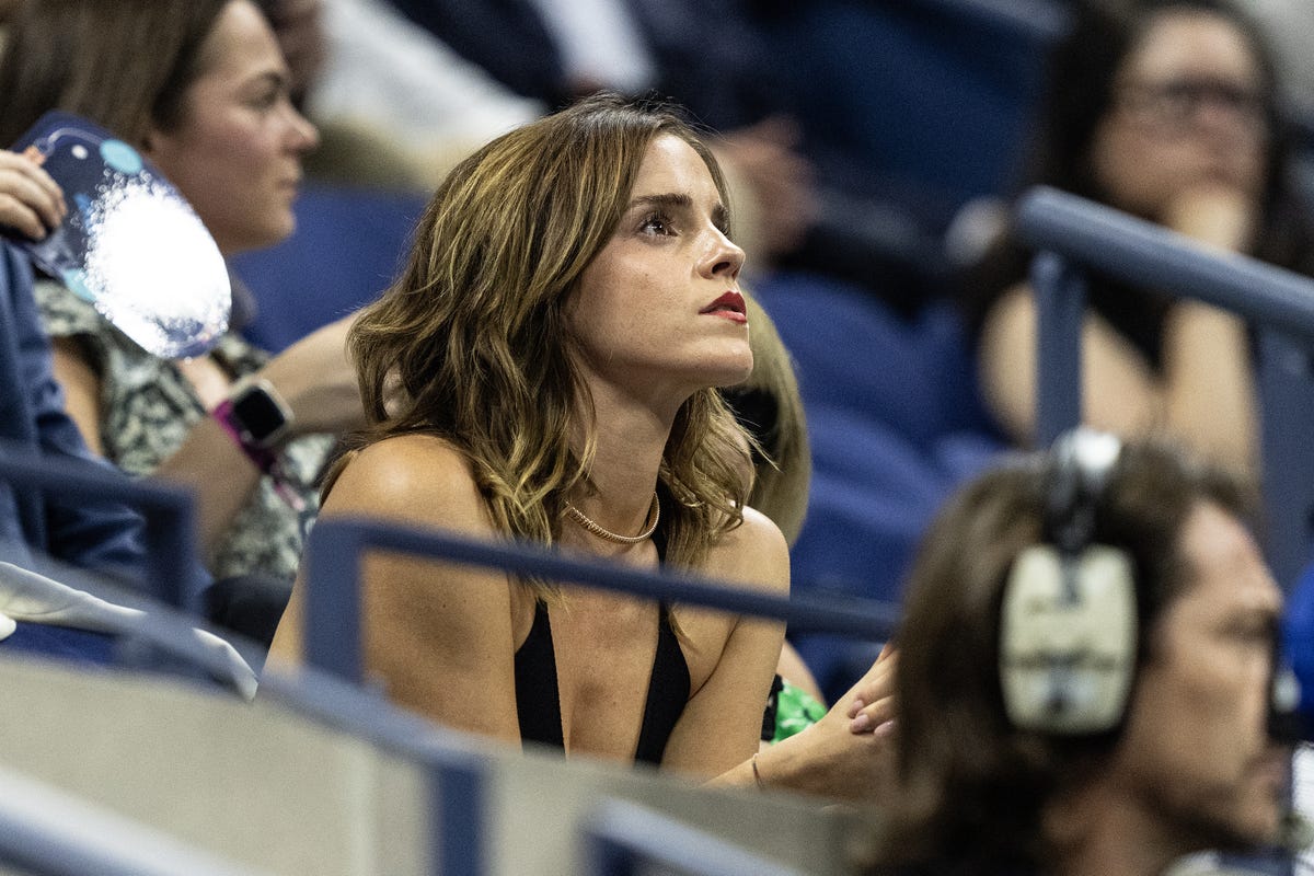 Emma Watson arrasa con sus impresionantes brazos en el US Open de tenis