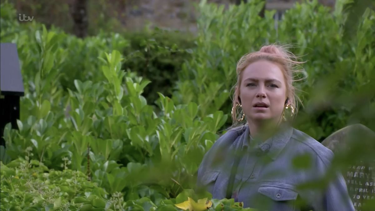 preview for Emmerdale Soap Scoop! Meena caught out by Ben