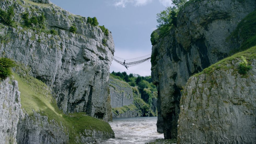 emmerdale david metcalfe and victoria barton cling for survival on the rope bridge