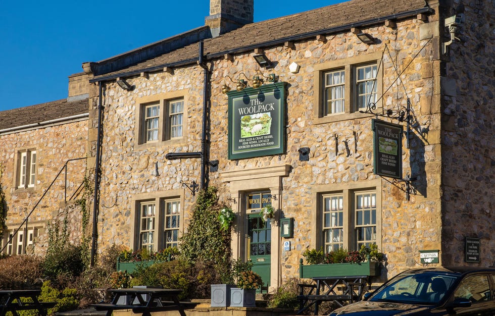 the woolpack pub, emmerdale